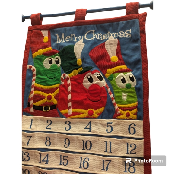 Veggie Tales Felt Christmas Advent Calendar - Picture 3 of 7